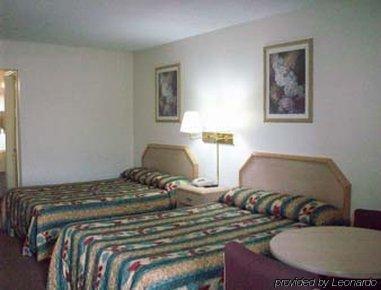 Knights Inn Murfreesboro Room photo